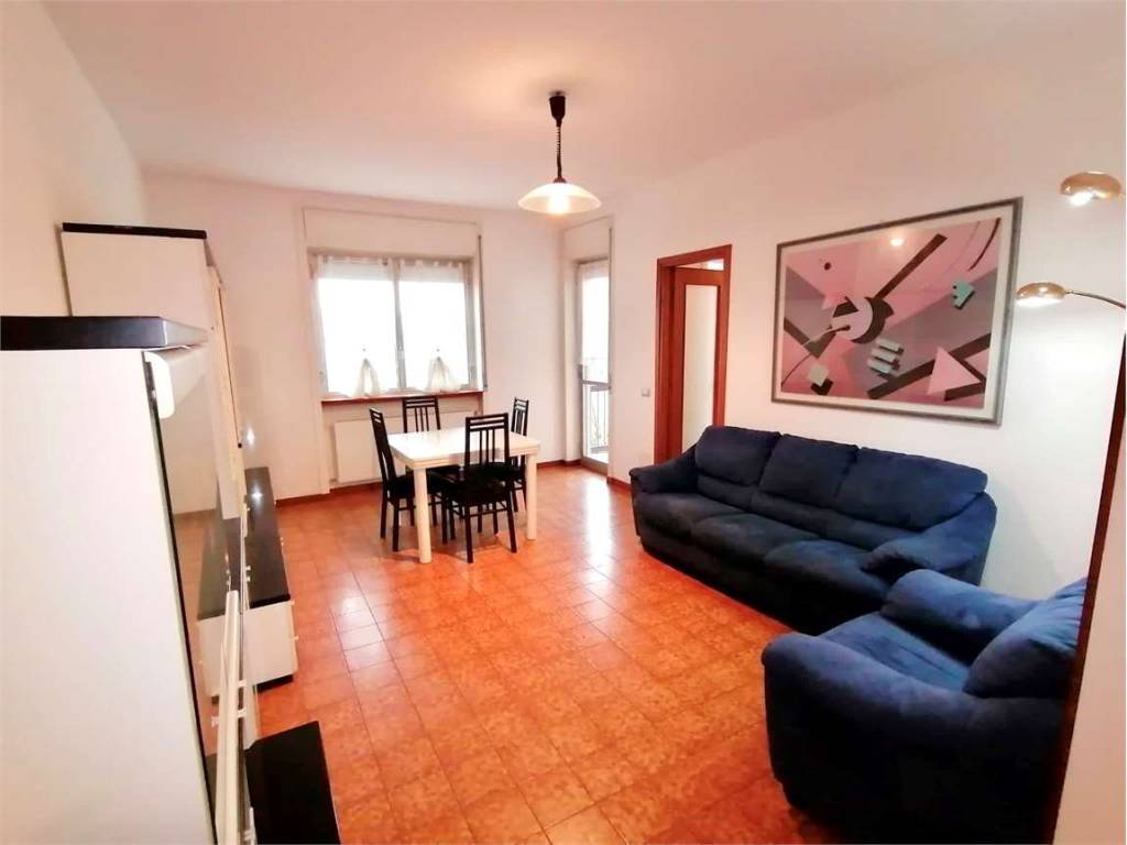 appartamento in affitto a Novara in zona Vignale