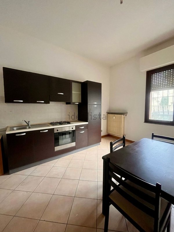 appartamento in affitto a Novara in zona Centro Città