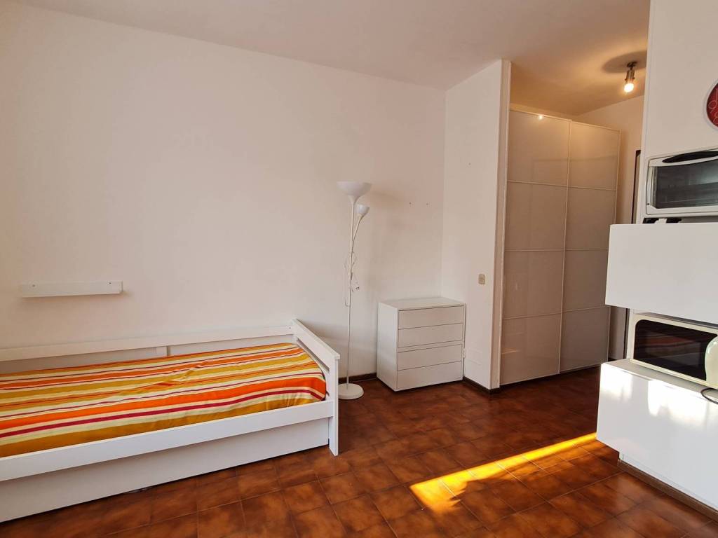 appartamento in affitto a Novara in zona zona Cittadella - Villaggio Dalmazia