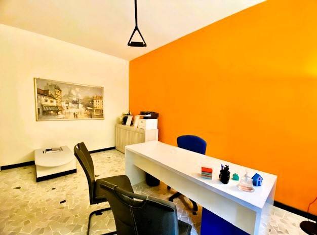 negozio in affitto a Novara in zona zona Sacro Cuore