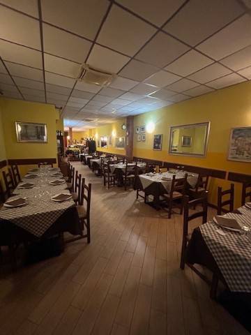 negozio in affitto a Novara in zona zona Agogna - San Paolo