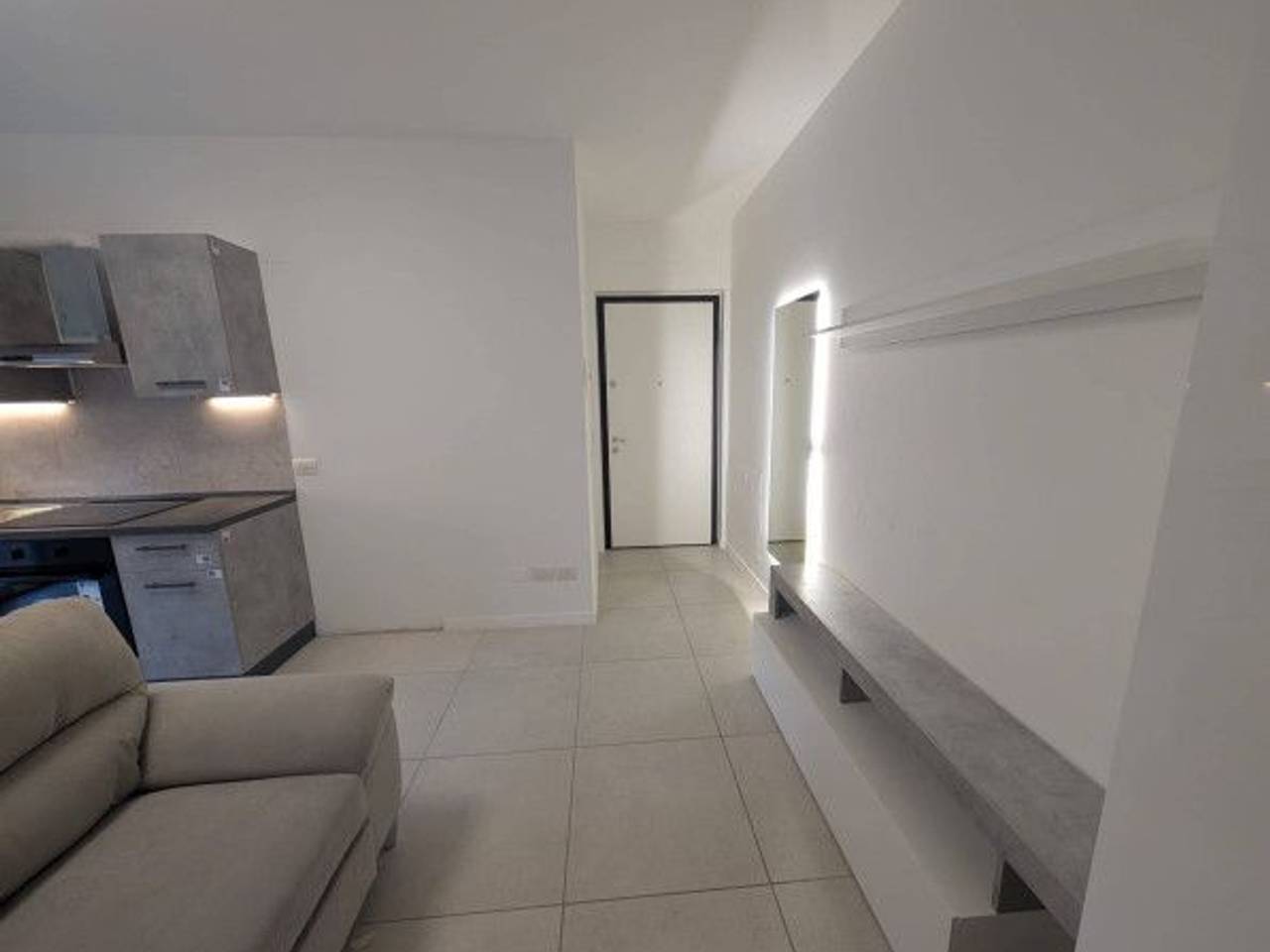 appartamento in affitto a Novara in zona Veveri