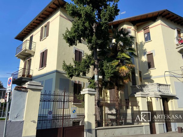 appartamento in affitto a Novara in zona Centro Città