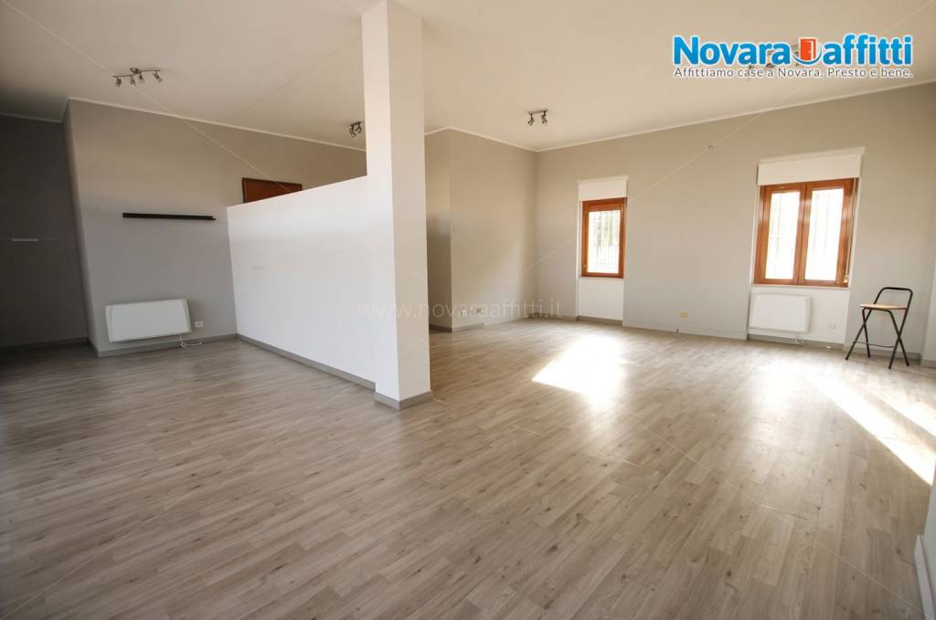 negozio in affitto a Novara in zona zona Sant'Andrea - San Rocco