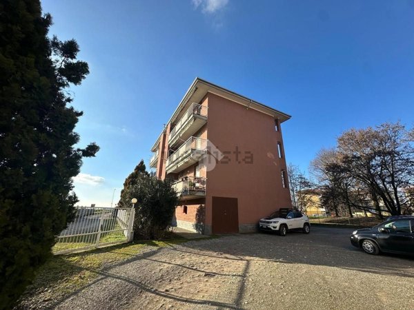 appartamento in affitto a Novara in zona Lumellogno