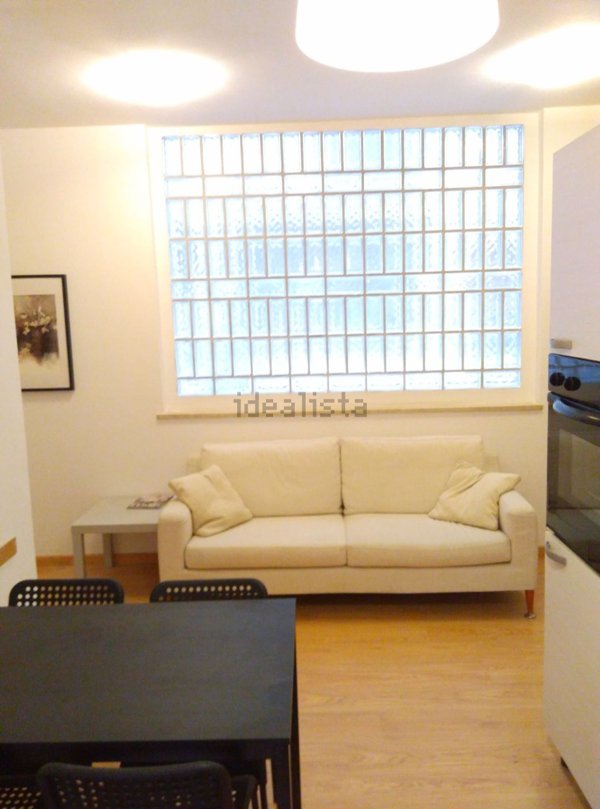 appartamento in affitto a Novara in zona Centro Città