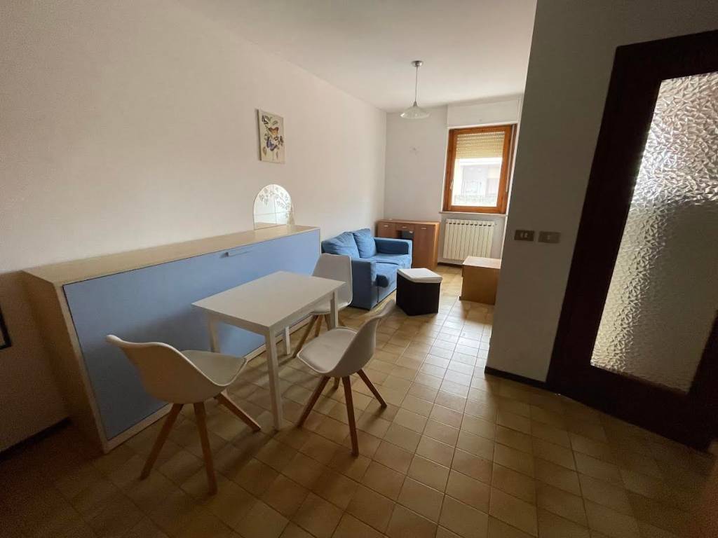 appartamento in affitto a Novara in zona zona Cittadella - Villaggio Dalmazia