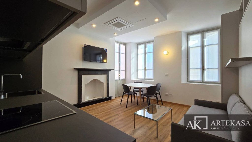 appartamento in affitto a Novara in zona Centro Città