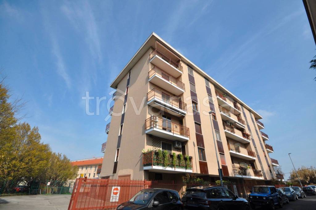 appartamento in affitto a Novara in zona zona Sant'Andrea - San Rocco