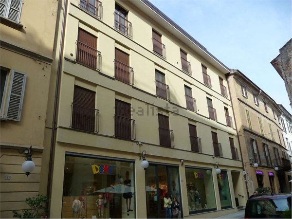 appartamento in affitto a Novara in zona Centro Città