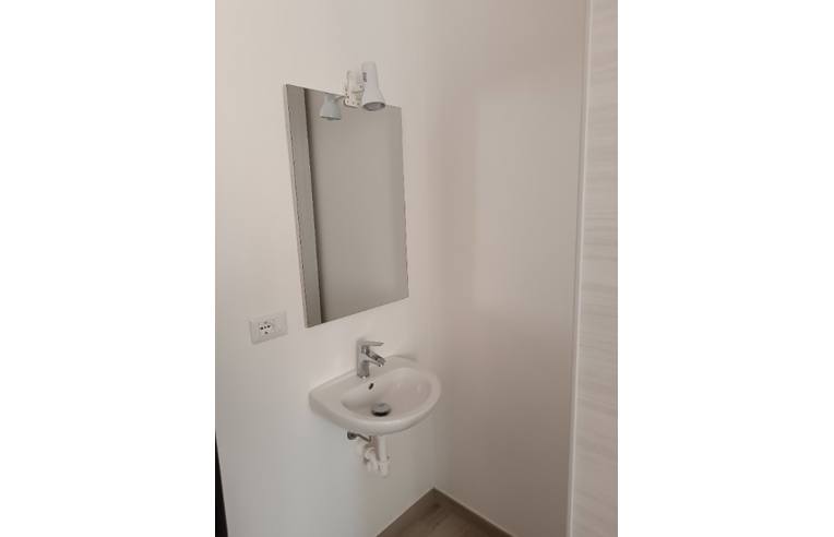 camera singola in affitto a Novara in zona Centro Città