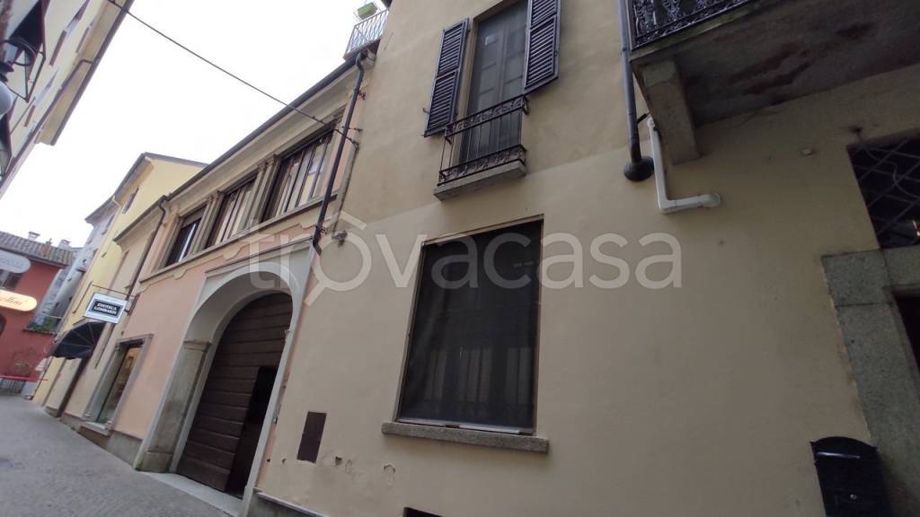 appartamento in affitto a Novara in zona Centro Città