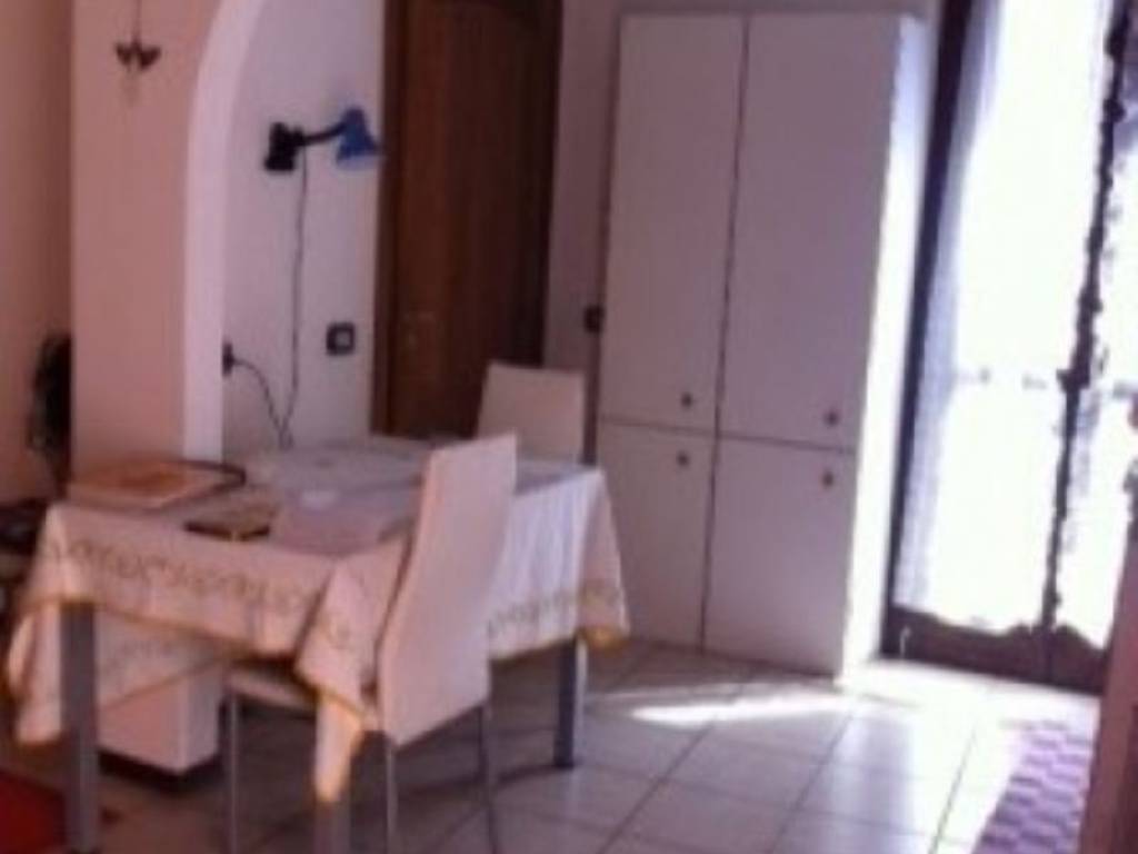 appartamento in affitto a Novara in zona Centro Città