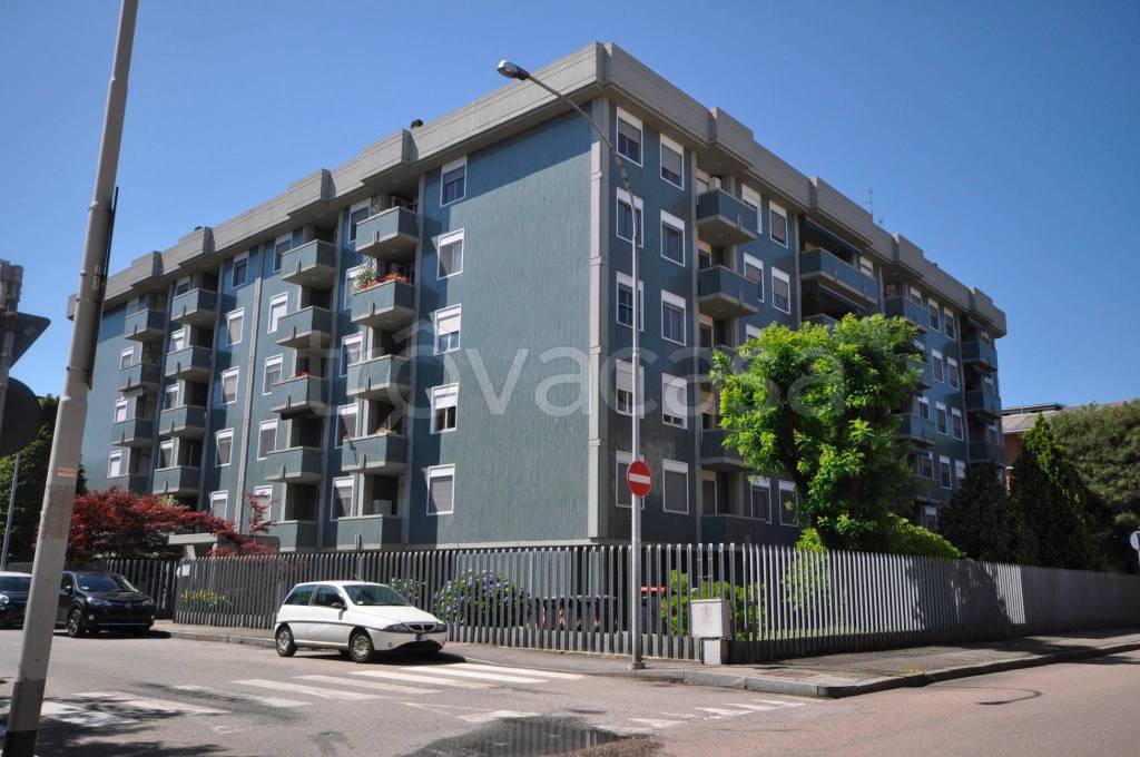 appartamento in affitto a Novara in zona zona Agogna - San Paolo