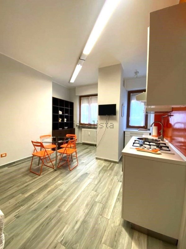 appartamento in affitto a Novara in zona Centro Città