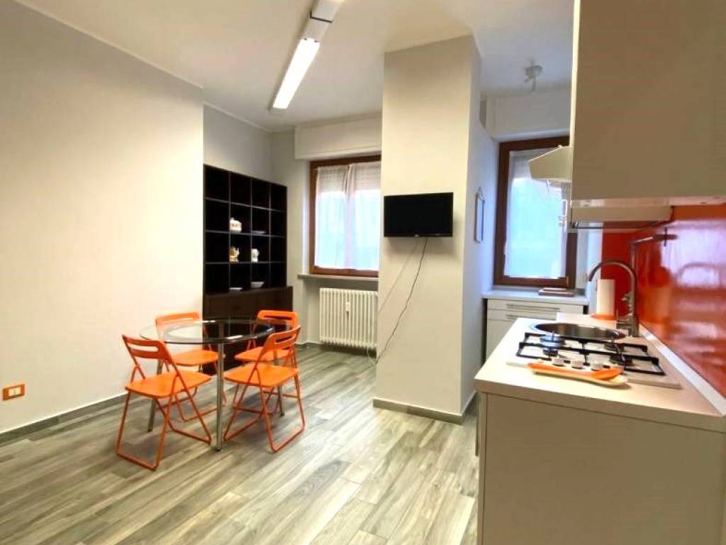 appartamento in affitto a Novara in zona Centro Città