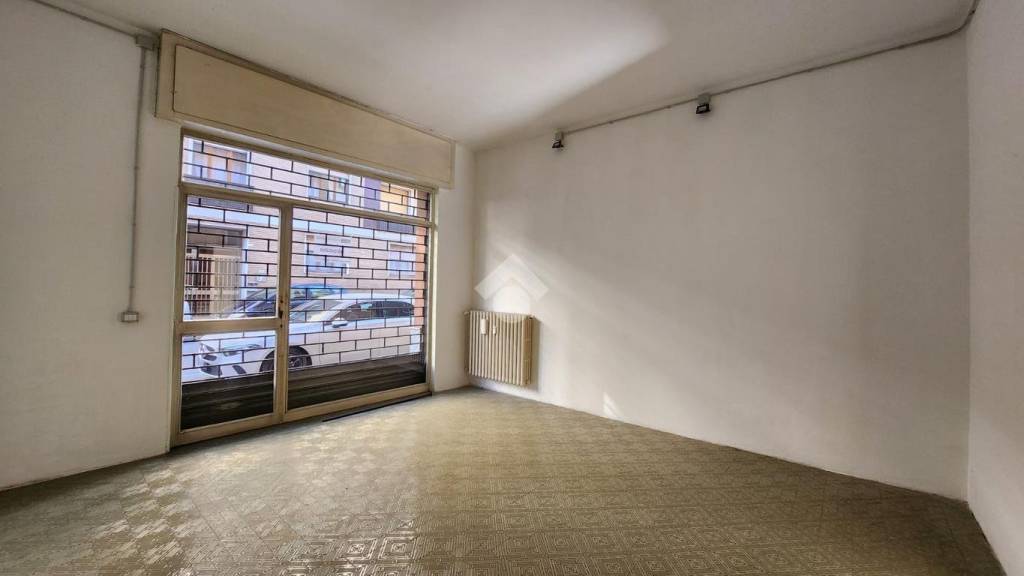 ufficio in affitto a Novara in zona zona Sacro Cuore
