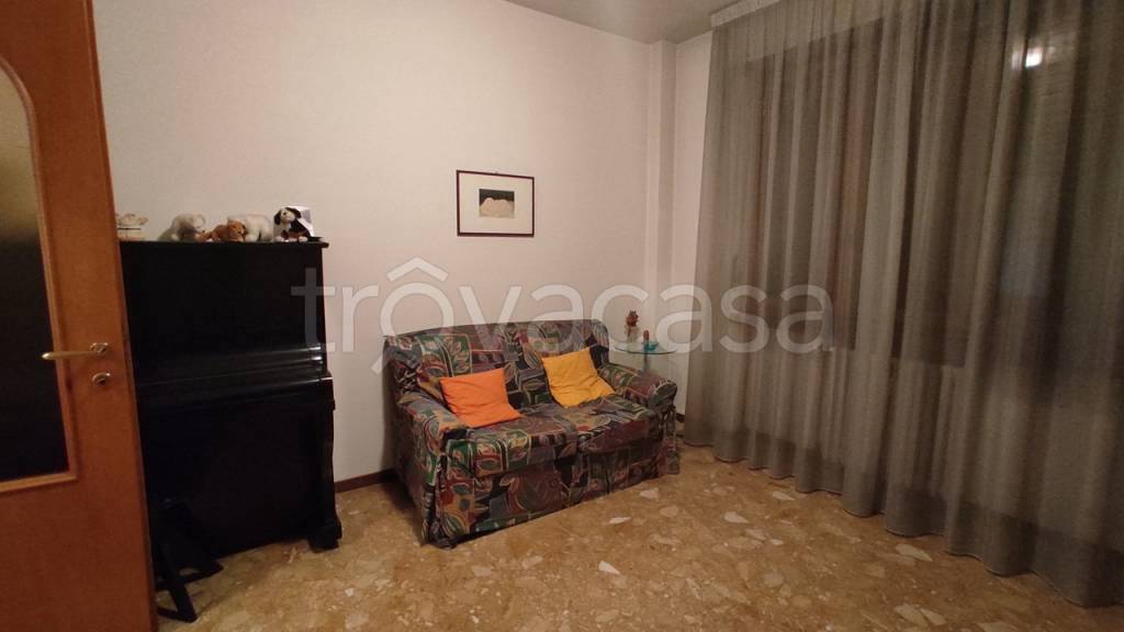 appartamento in affitto a Novara in zona zona Sacro Cuore