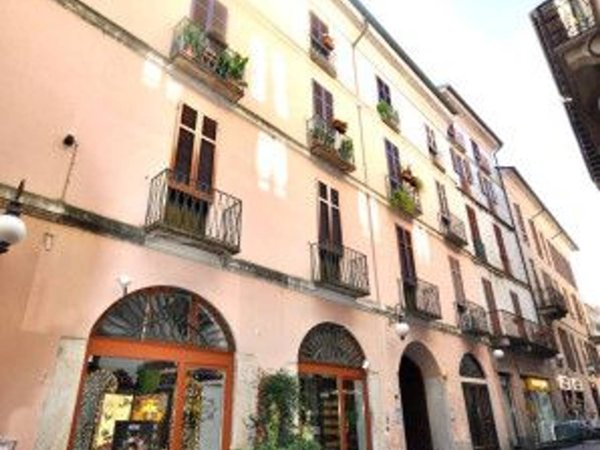 appartamento in affitto a Novara in zona Centro Città