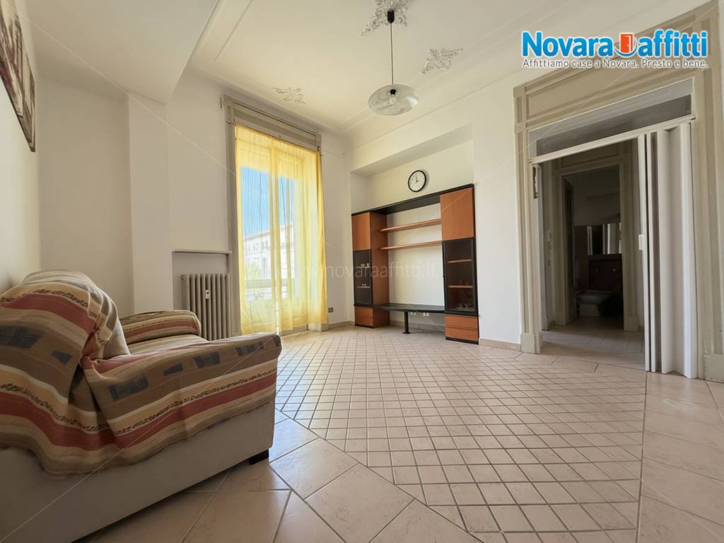 appartamento in affitto a Novara in zona Centro Città