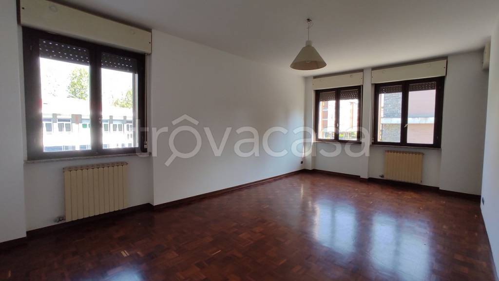 appartamento in affitto a Novara in zona zona Agogna - San Paolo