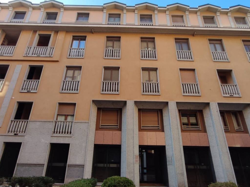 appartamento in affitto a Novara in zona Centro Città