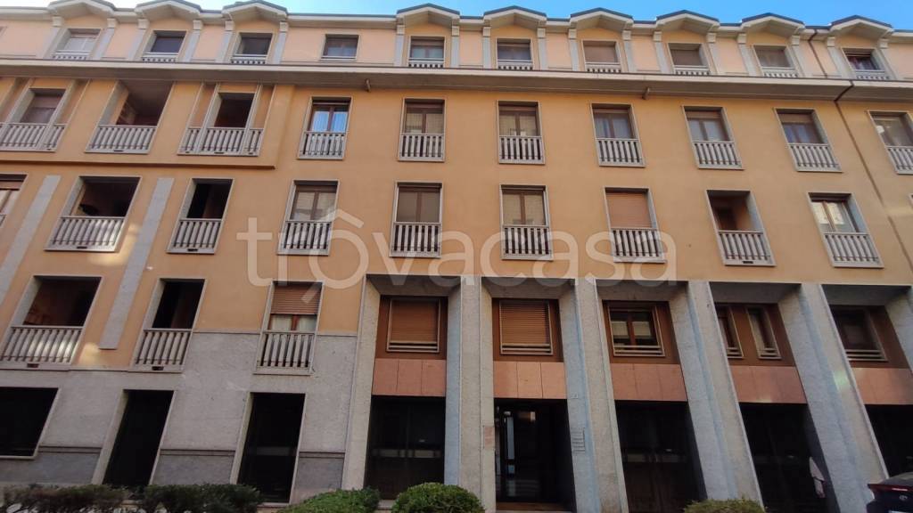 appartamento in affitto a Novara in zona Centro Città