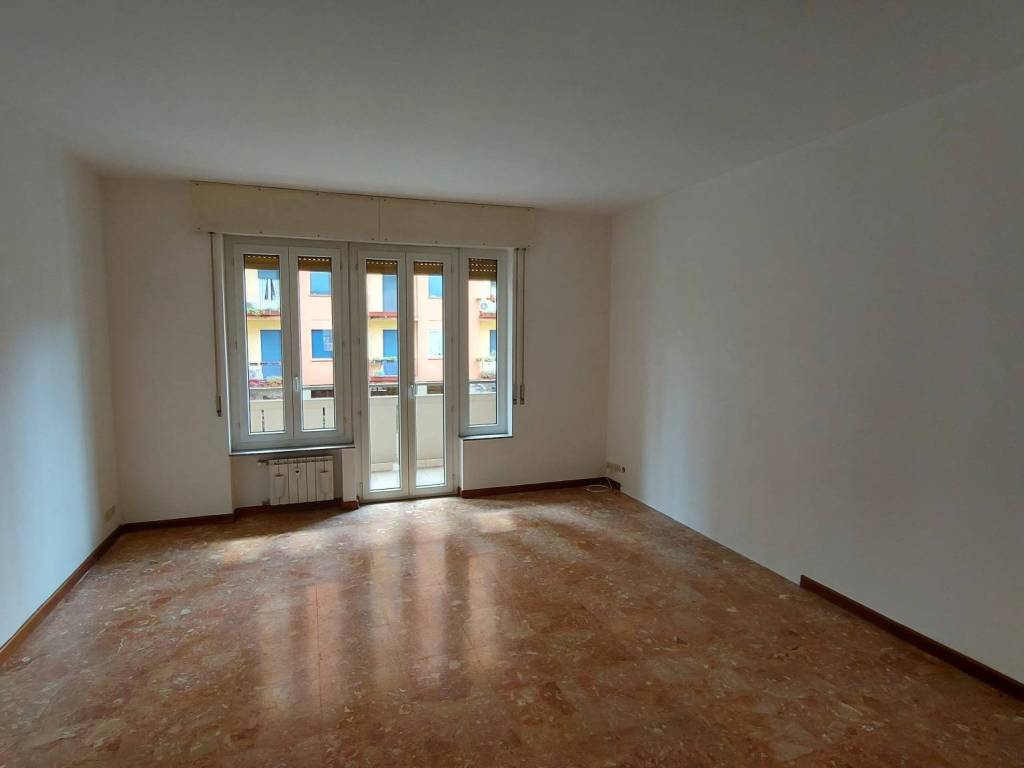 appartamento in affitto a Novara in zona zona Porta Mortara