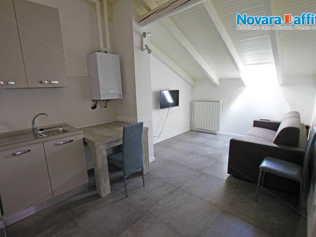 appartamento in affitto a Novara in zona zona Cittadella - Villaggio Dalmazia