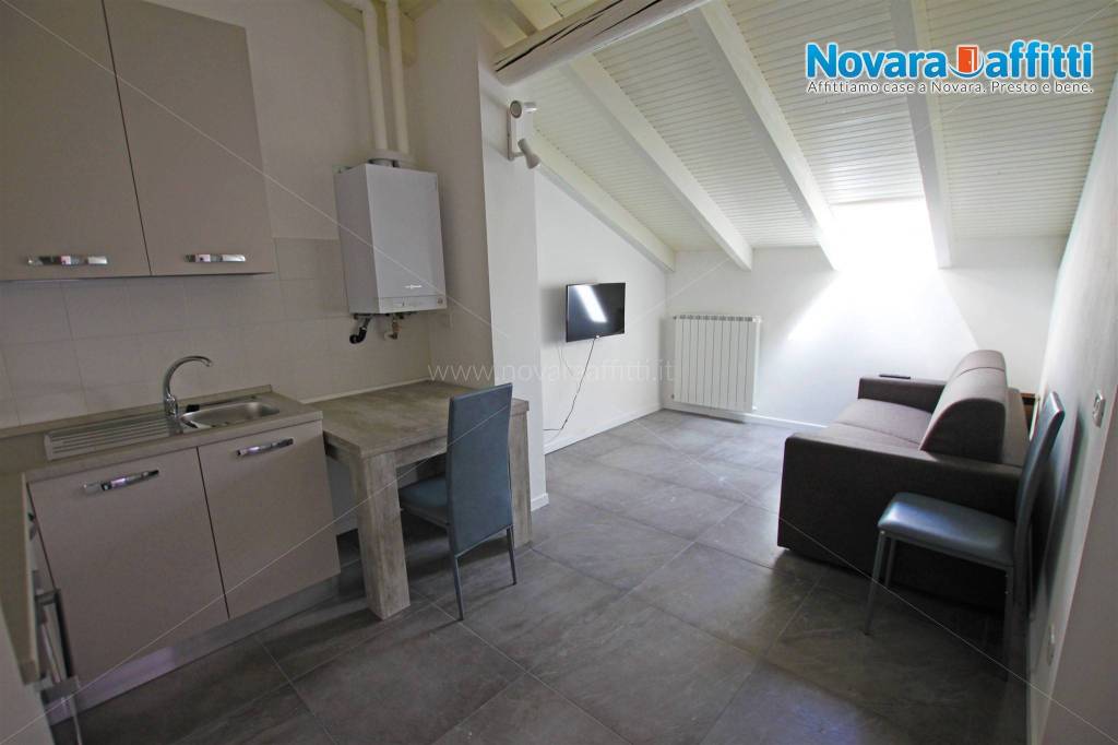 appartamento in affitto a Novara in zona zona Cittadella - Villaggio Dalmazia