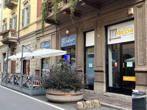 negozio in affitto a Novara in zona Centro Città