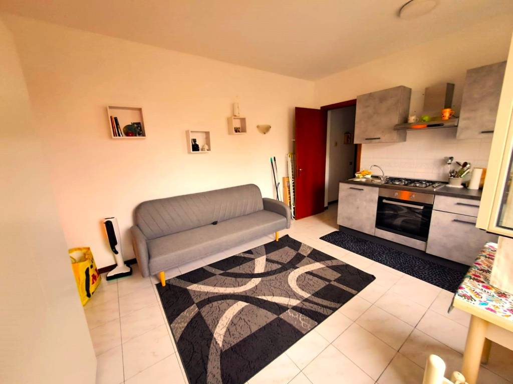appartamento in affitto a Novara in zona zona Cittadella - Villaggio Dalmazia