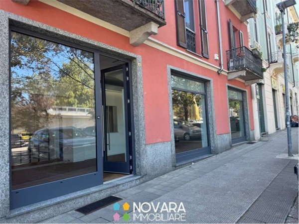 negozio in affitto a Novara in zona Centro Città