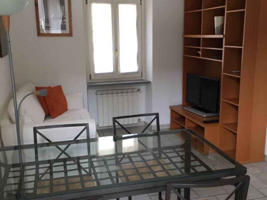 appartamento in affitto a Novara in zona Centro Città