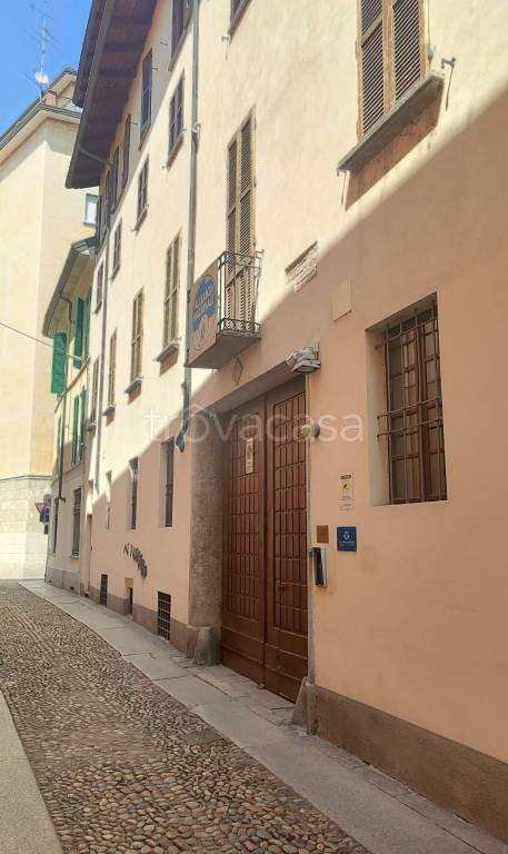 appartamento in affitto a Novara in zona Centro Città