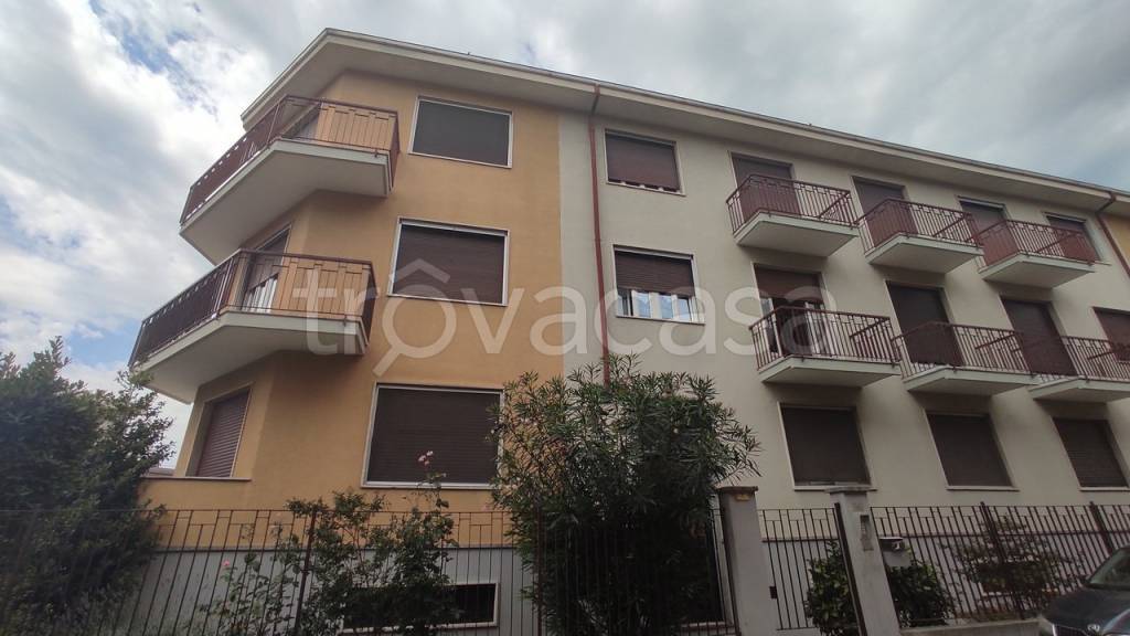 appartamento in affitto a Novara in zona Zona Santa Rita