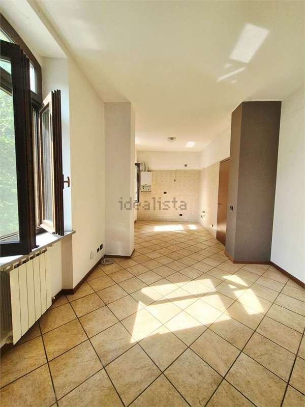 appartamento in affitto a Novara in zona Centro Città