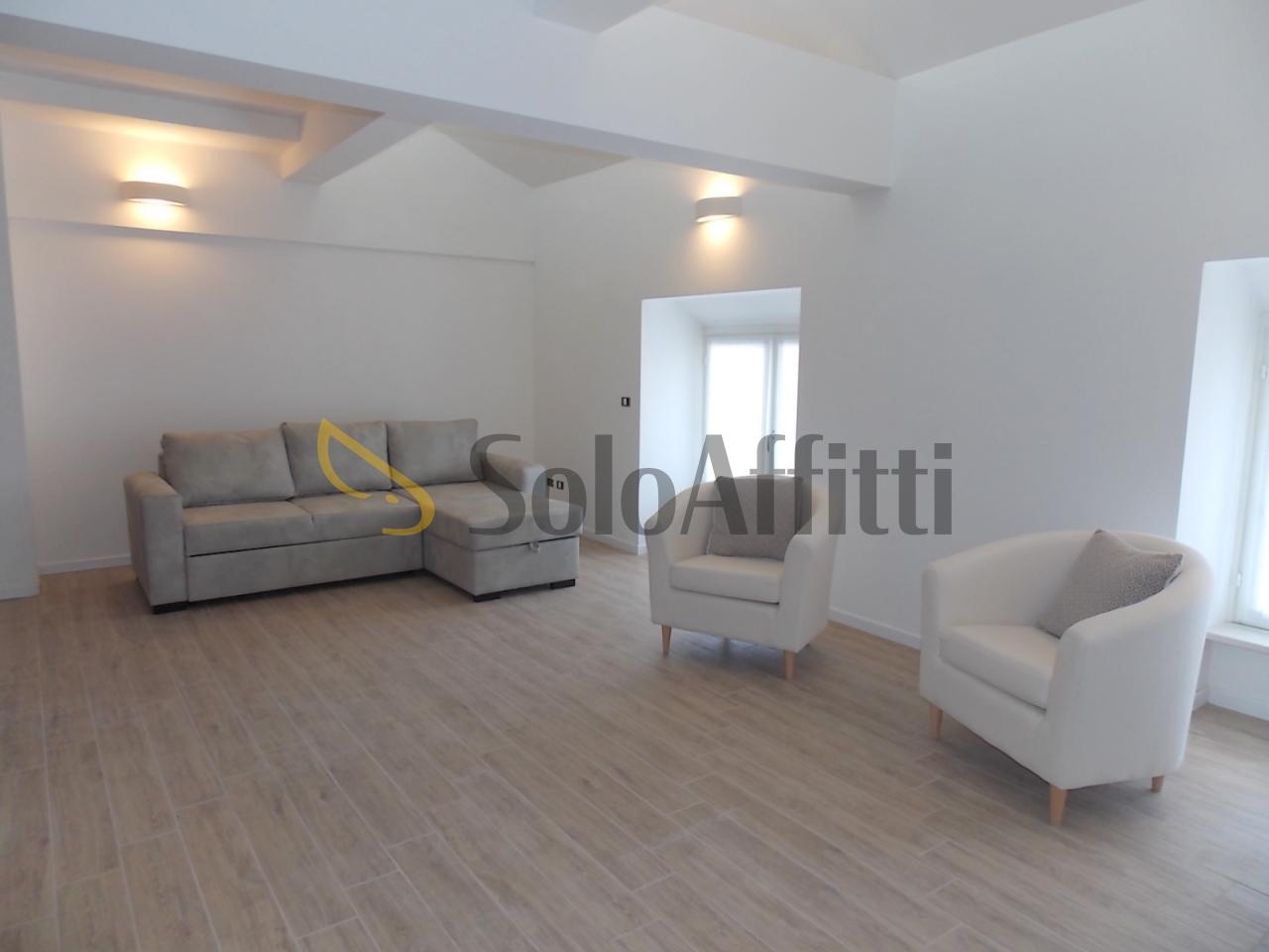 appartamento in affitto a Novara in zona Centro Città
