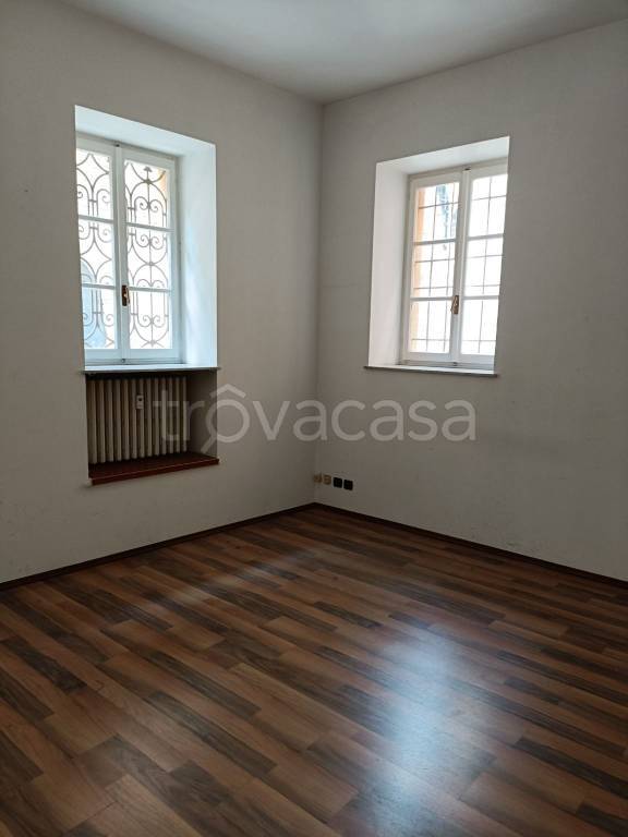 ufficio in affitto a Novara in zona Centro Città