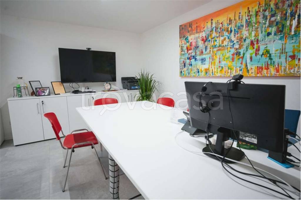 appartamento in affitto a Novara in zona Centro Città