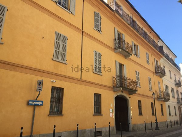 appartamento in affitto a Novara in zona Centro Città