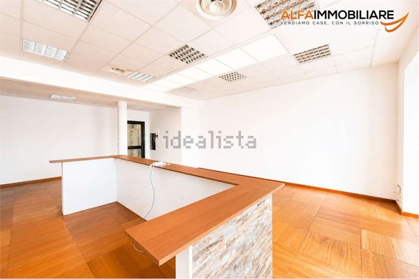 ufficio in affitto a Novara in zona zona Sant'Agabio