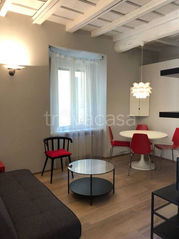appartamento in affitto a Novara in zona Centro Città