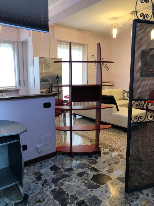 appartamento in affitto a Novara in zona Centro Città