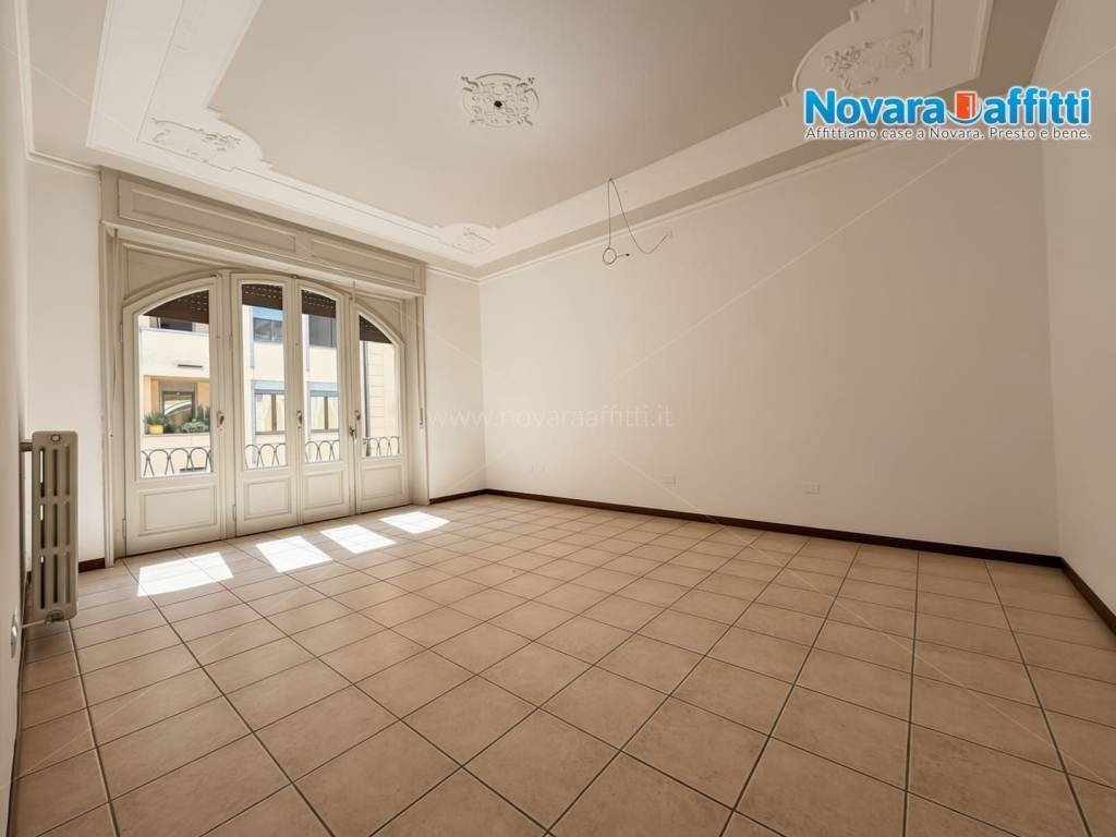 appartamento in affitto a Novara in zona Centro Città