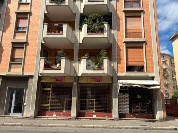 negozio in affitto a Novara in zona zona Sacro Cuore
