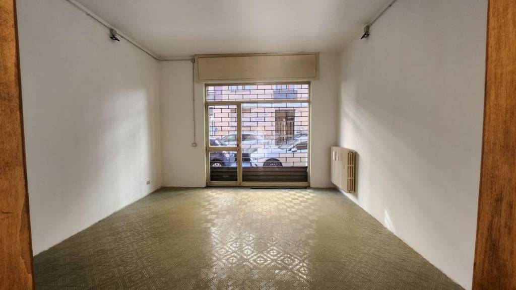 ufficio in affitto a Novara in zona zona Sacro Cuore