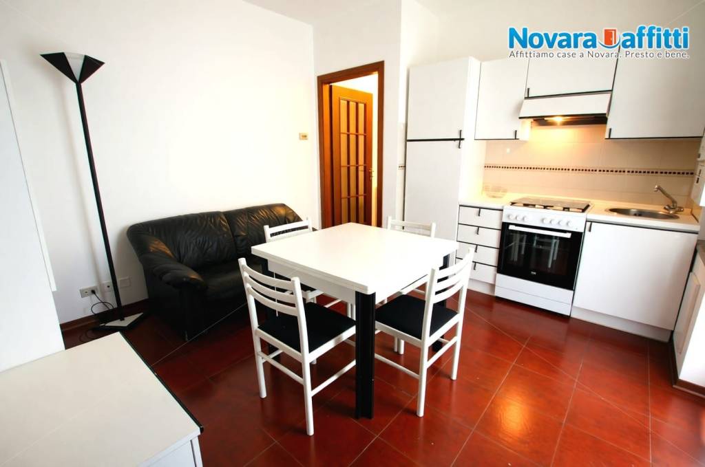 appartamento in affitto a Novara in zona Centro Città