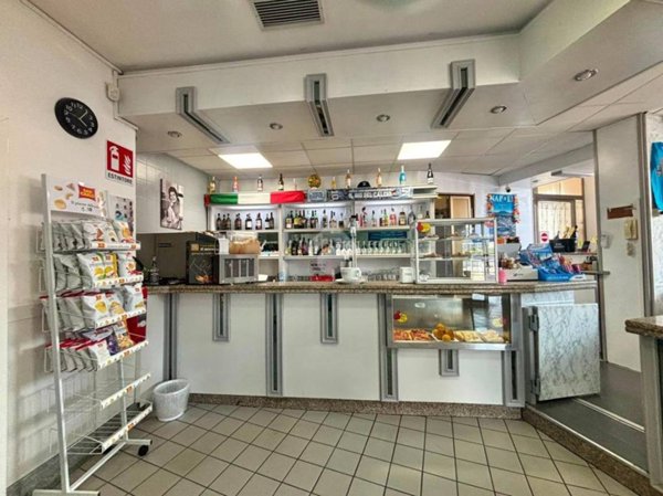 negozio in affitto a Novara in zona zona Sant'Agabio