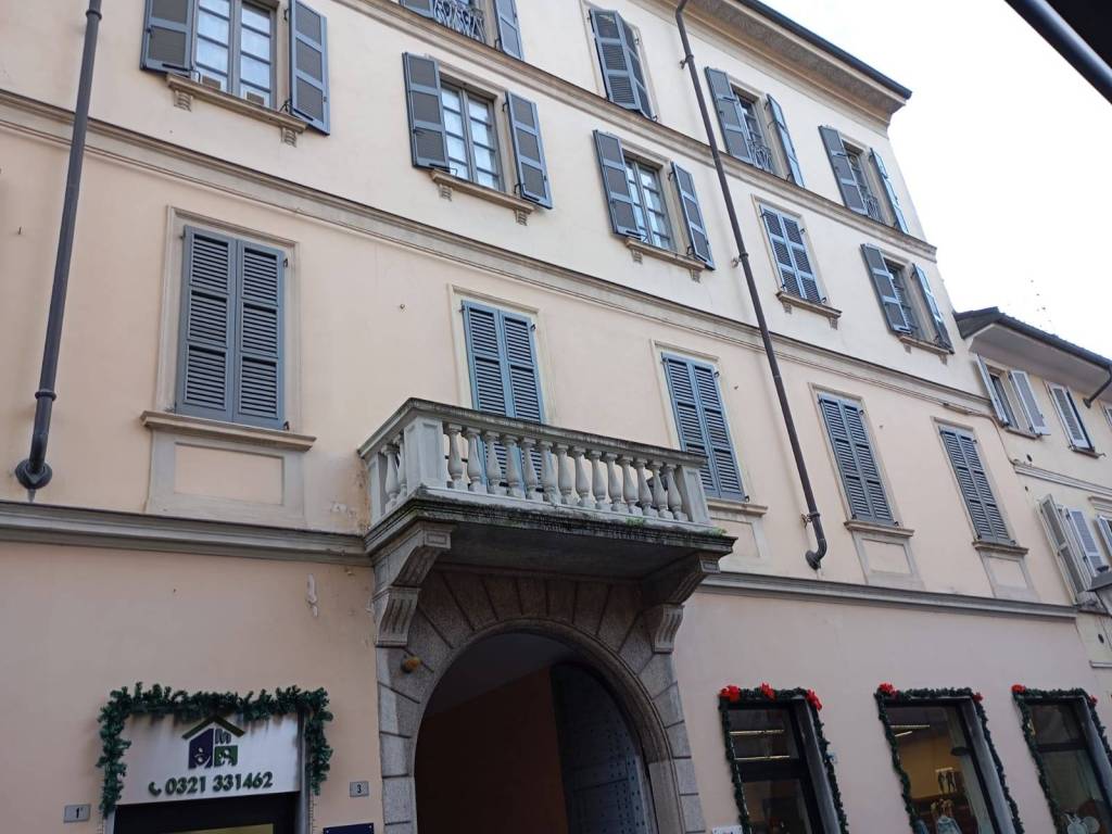 appartamento in affitto a Novara in zona Centro Città